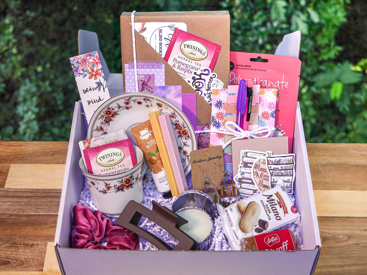 Blind Date Book Box